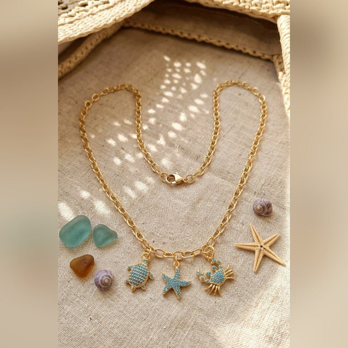 Collier Ariel